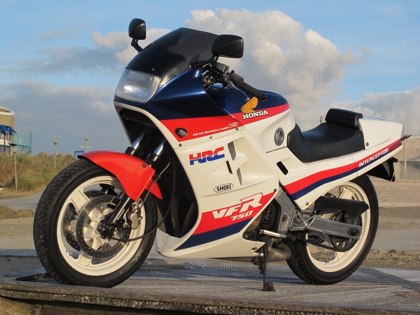 Foto van Honda VFR 750 F
