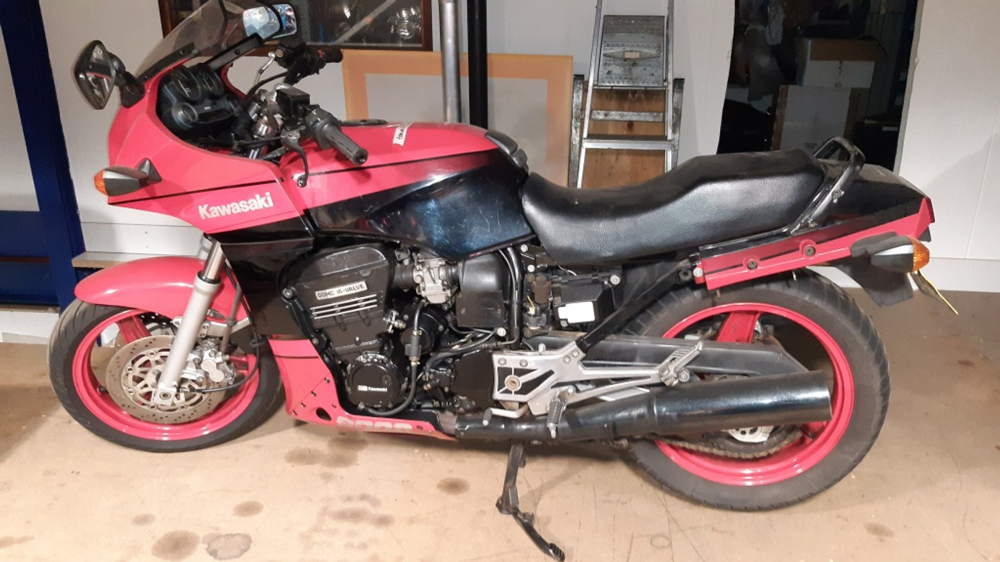 Foto van Kawasaki GPZ 900r
