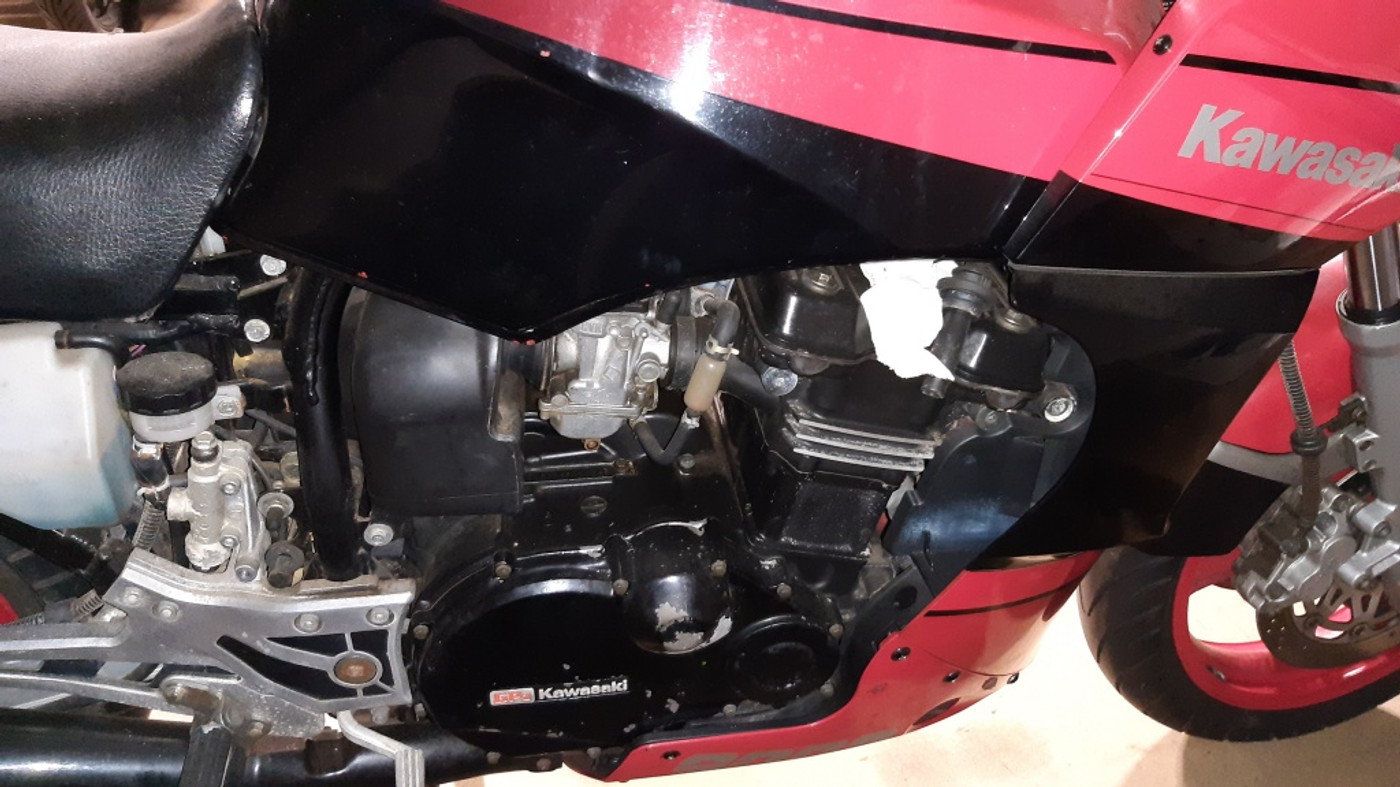 Foto van Kawasaki GPZ 900r