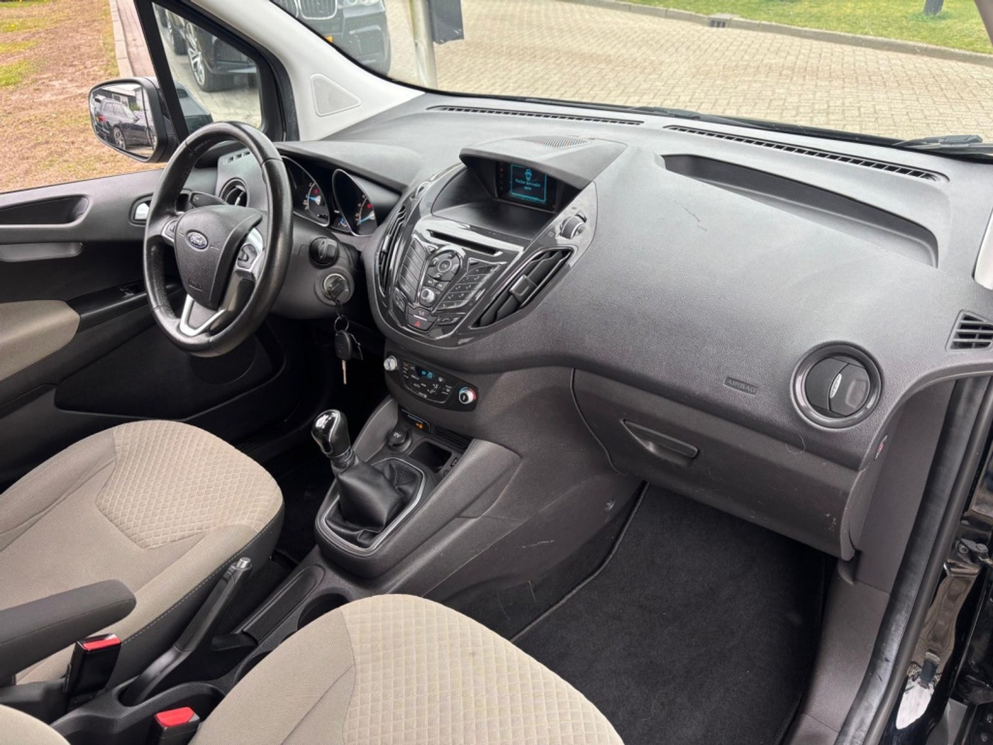 Foto van Ford Tourneo Courier