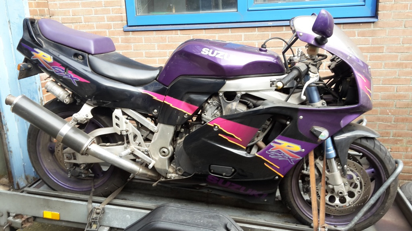 Foto van Kawasaki GPZ 900r