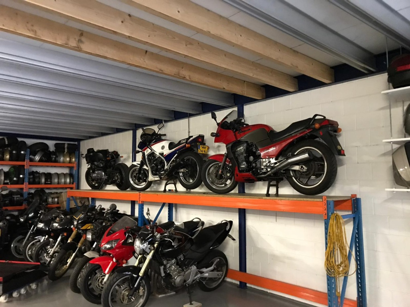 Foto van Kawasaki GPZ 900r