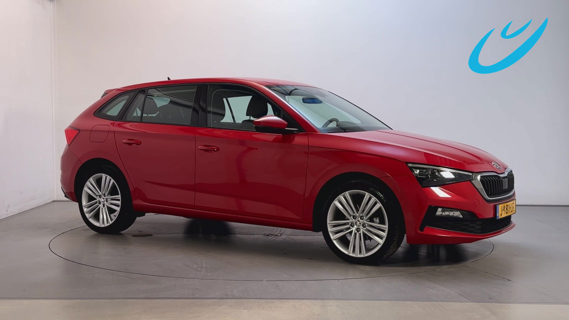 Skoda Scala 1.0 TSI 116pk DSG Business Edition Stoelverwarming LED Parkeersensoren Navigatie 2020 - voorkant