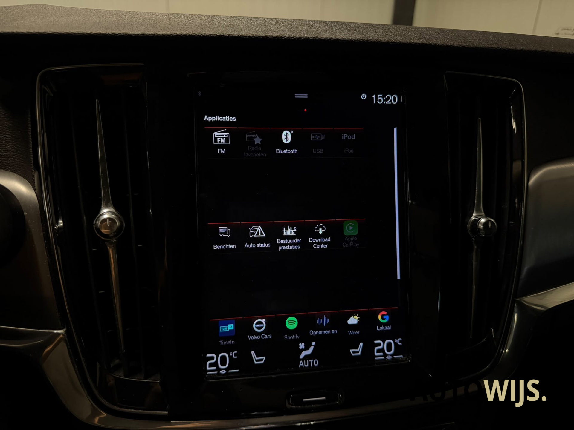 Foto van Volvo V90 T8 Twin Engine