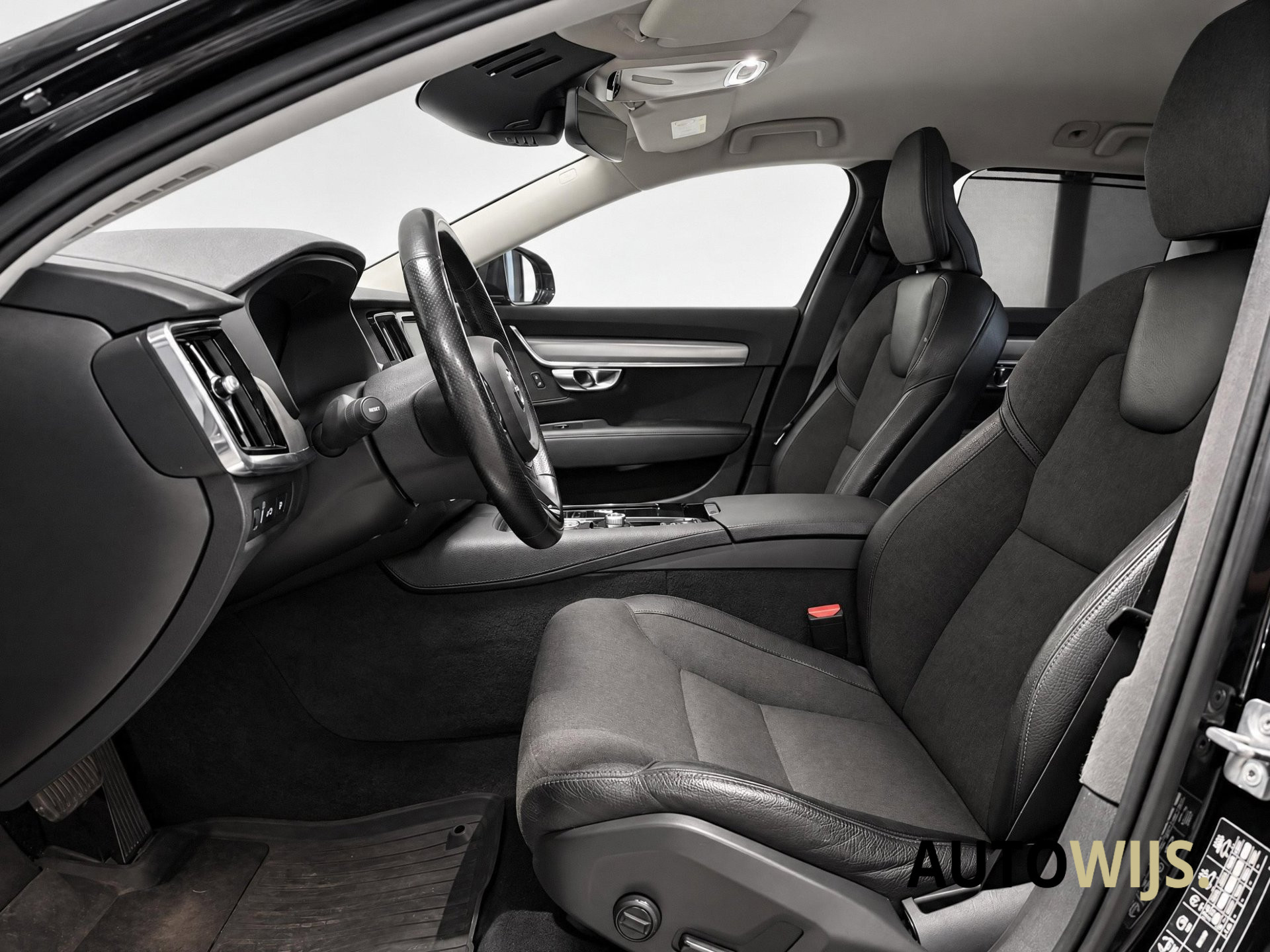 Foto van Volvo V90 T8 Twin Engine