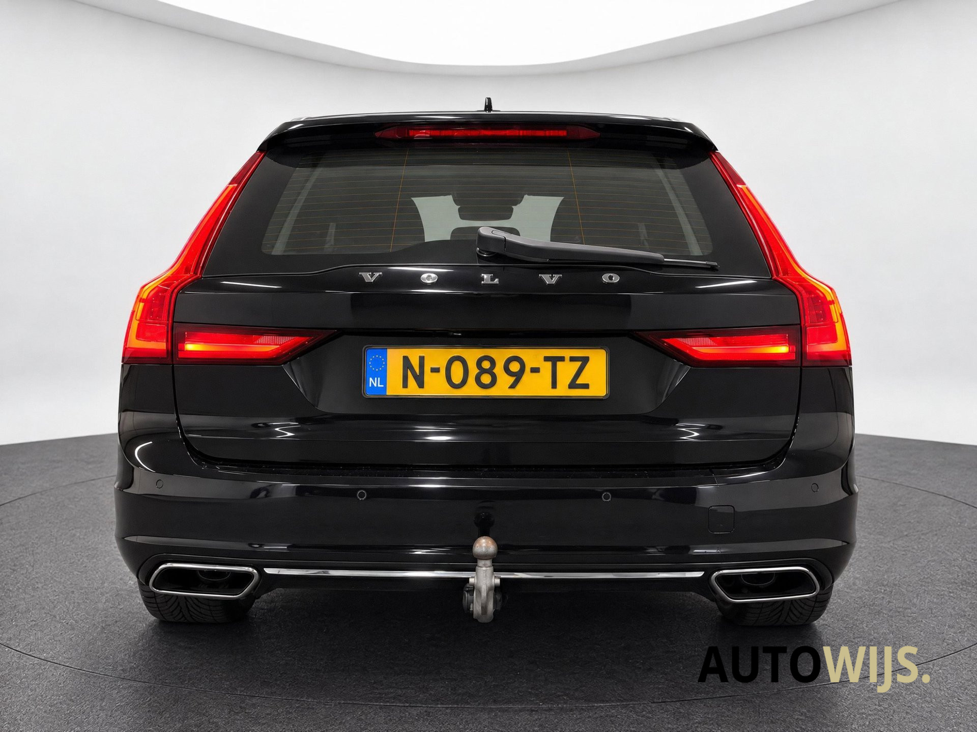 Foto van Volvo V90 T8 Twin Engine