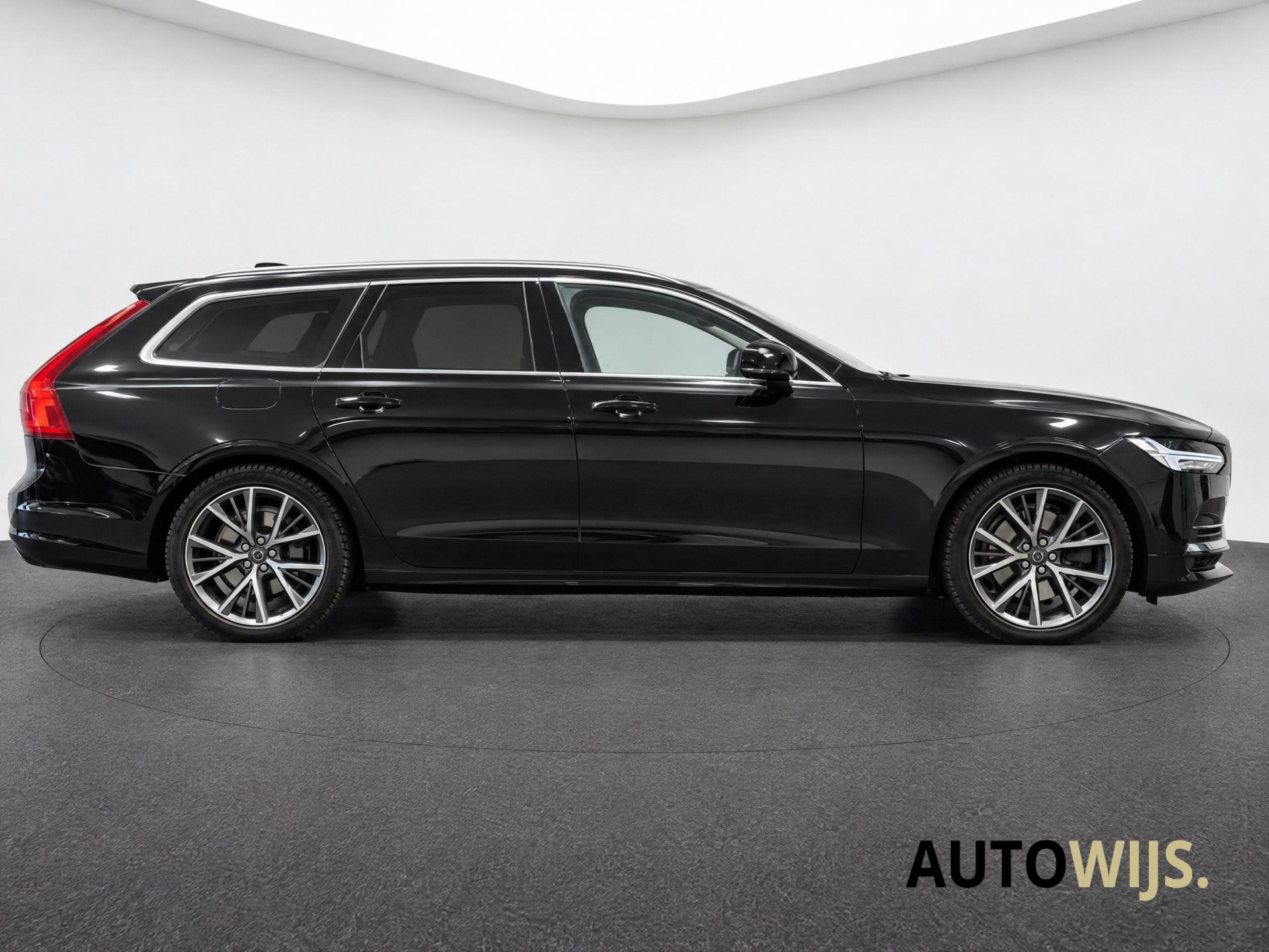 Foto van Volvo V90 T8 Twin Engine
