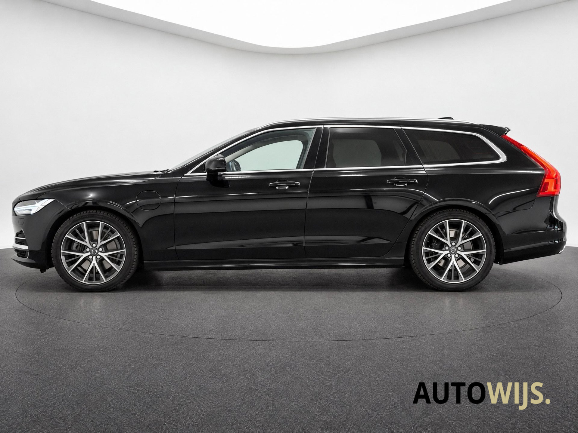 Foto van Volvo V90 T8 Twin Engine