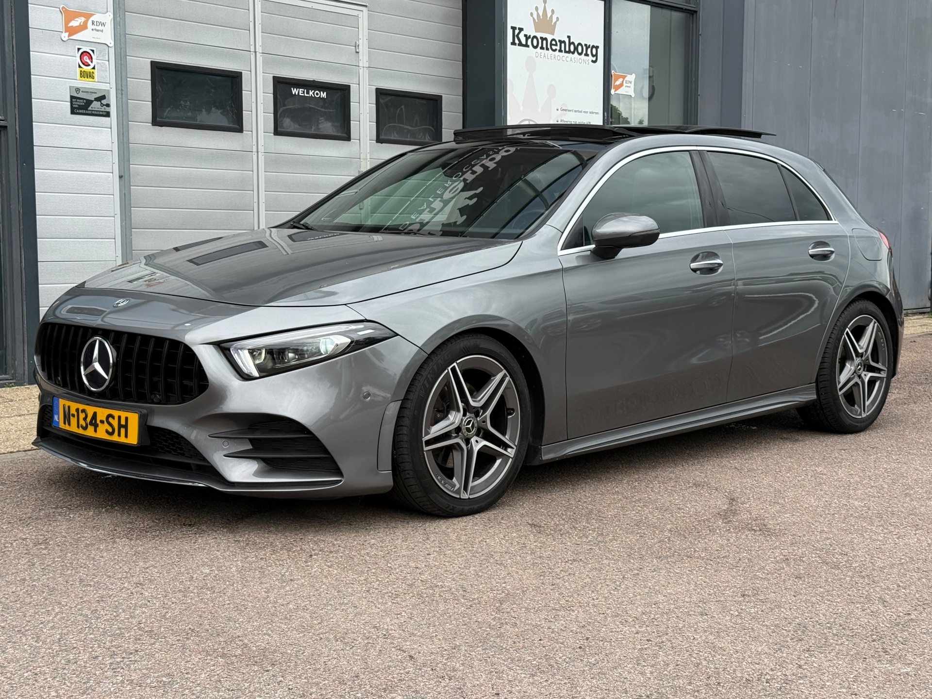 Foto van Mercedes-Benz A 200