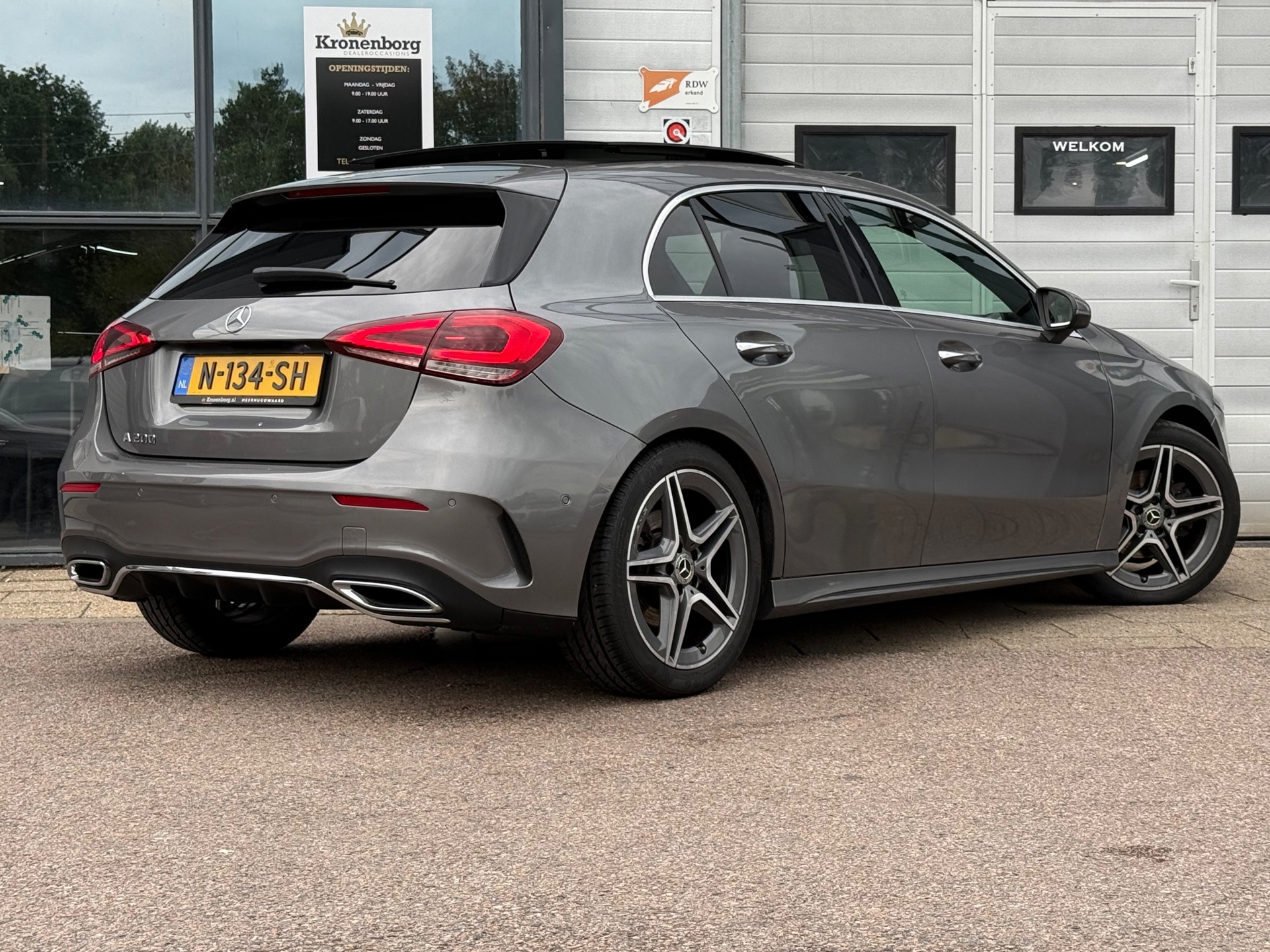 Foto van Mercedes-Benz A 200