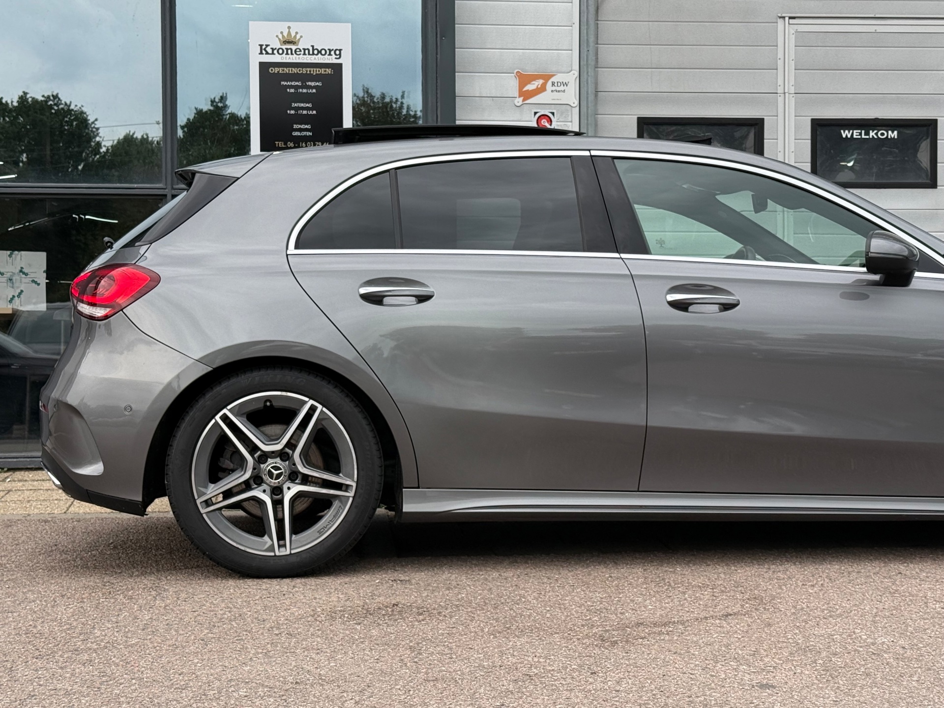Foto van Mercedes-Benz A 200