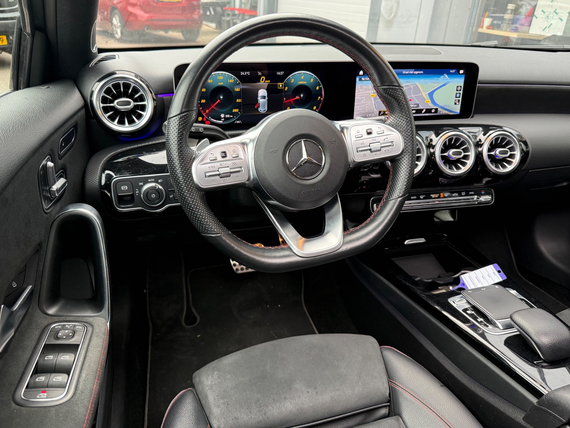 Foto van Mercedes-Benz A 200