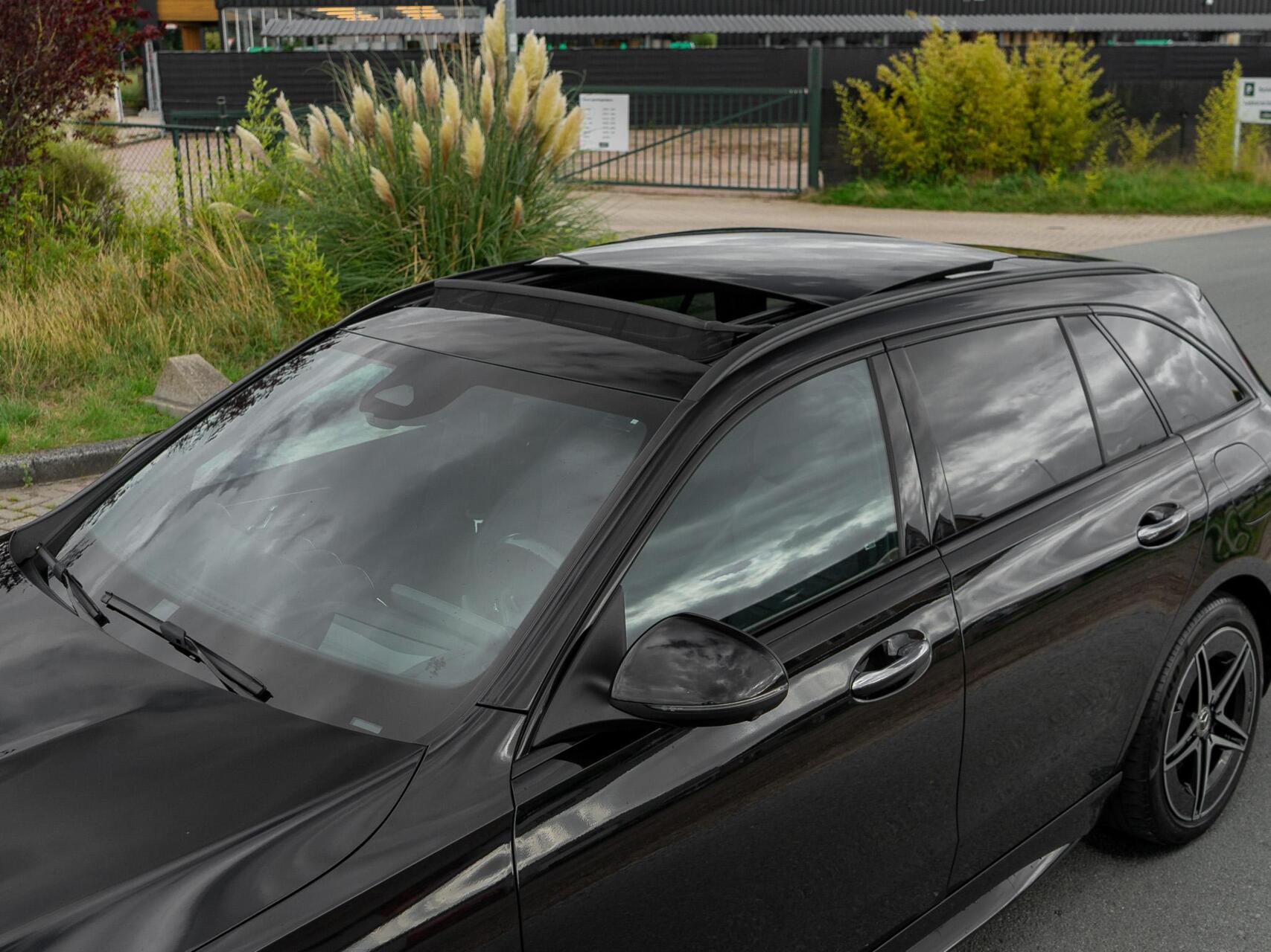 Foto van Mercedes-Benz C 300 E