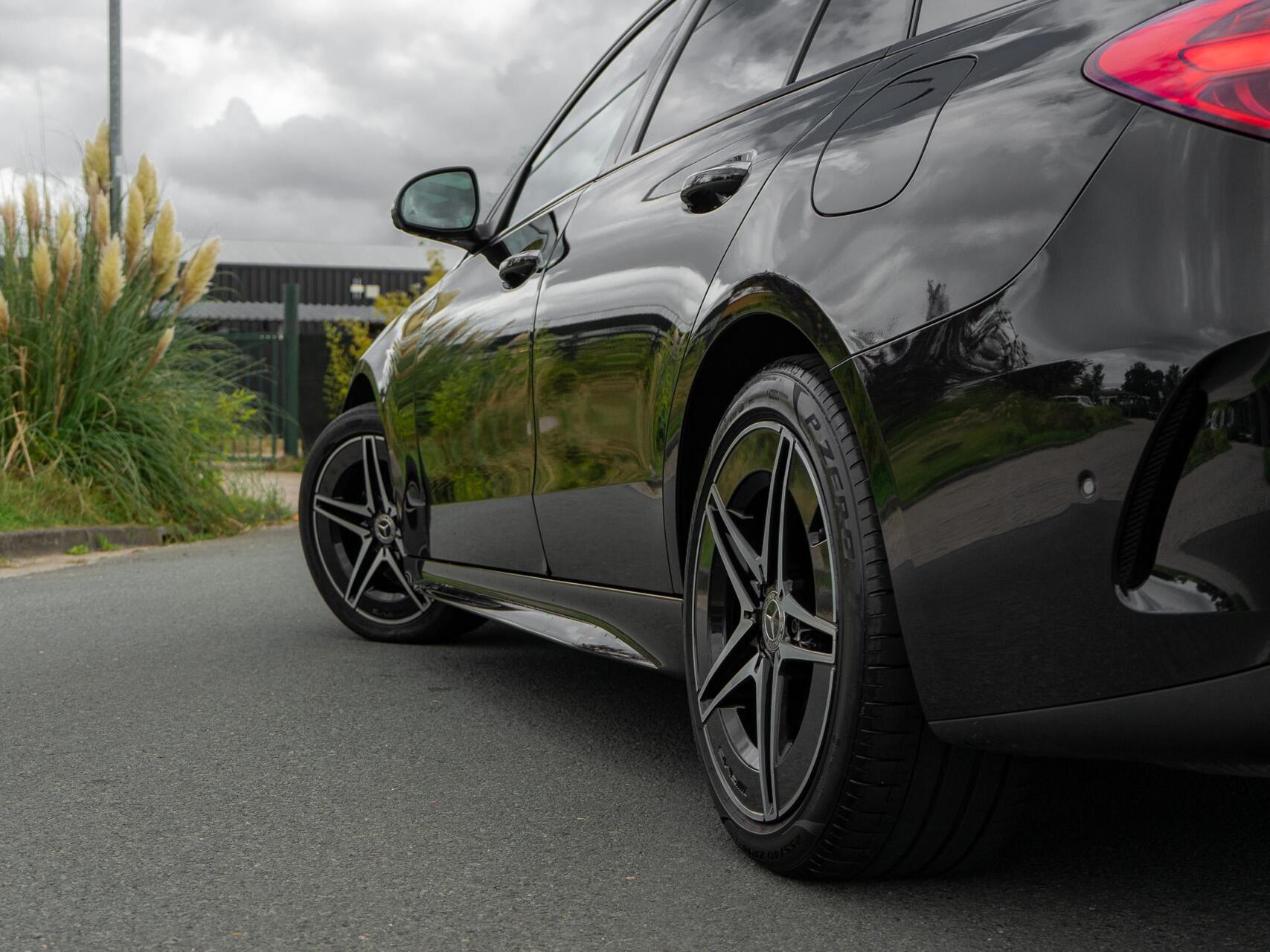Foto van Mercedes-Benz C 300 E