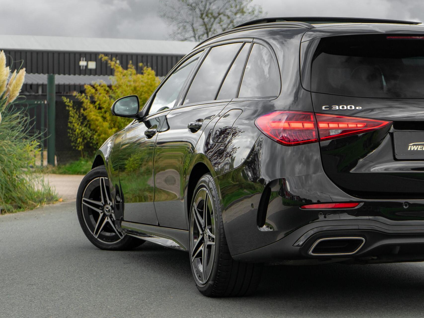 Foto van Mercedes-Benz C 300 E