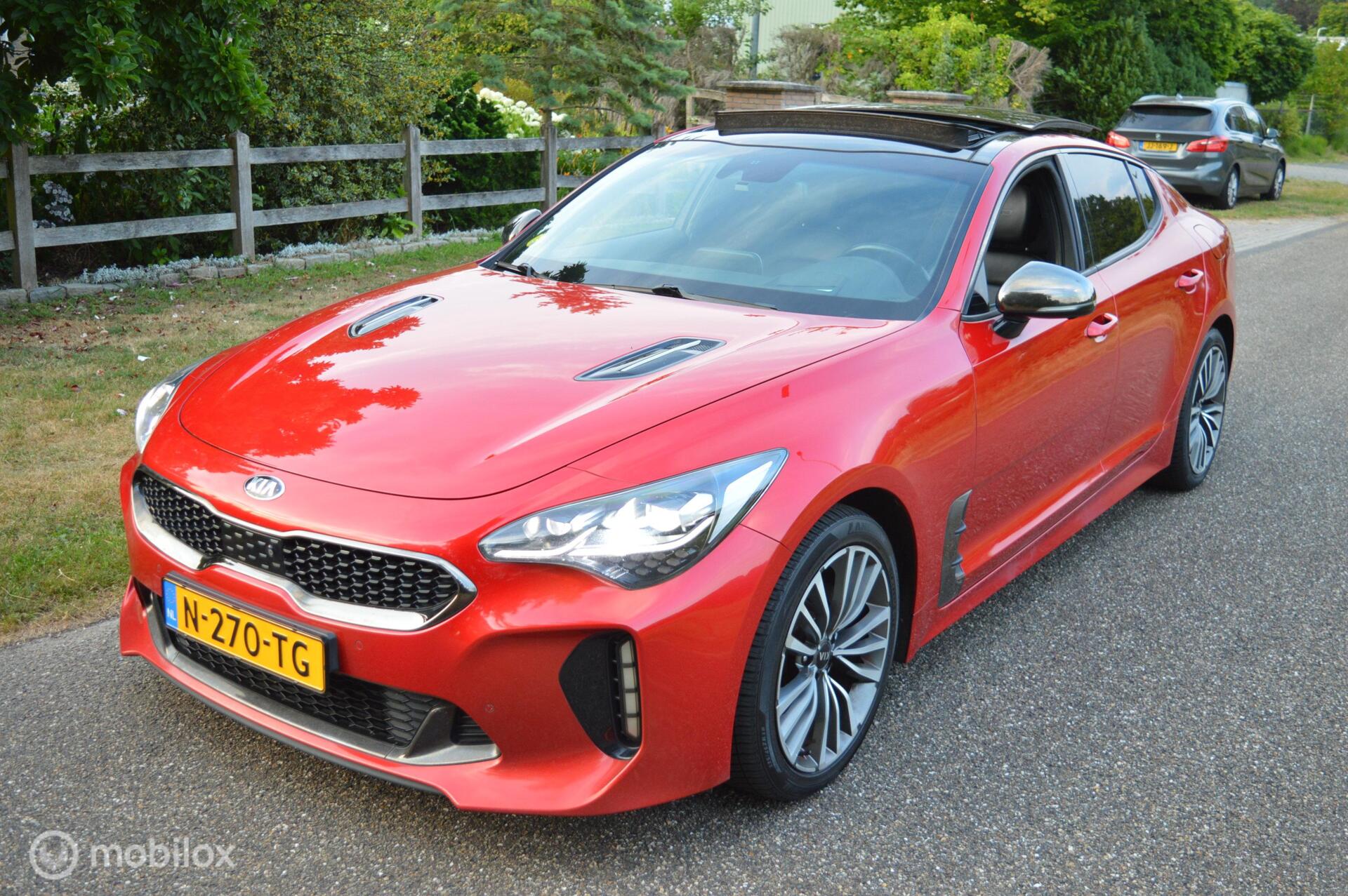 Kia Stinger 2.2 CRDi GT-Line INCL BTW / HUD / 360c / ACC / 2018 - voorkant