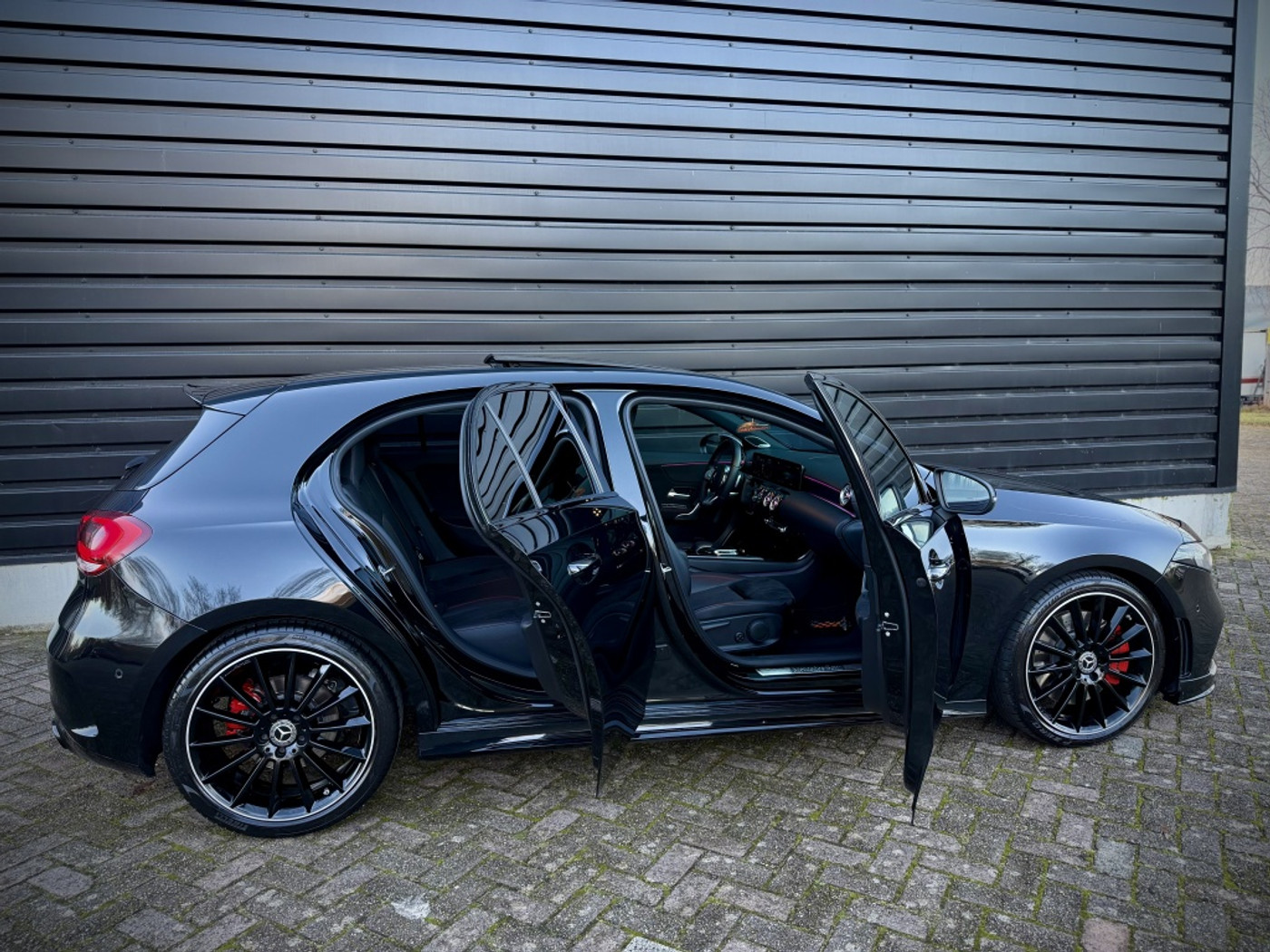 Foto van Mercedes-Benz A 250