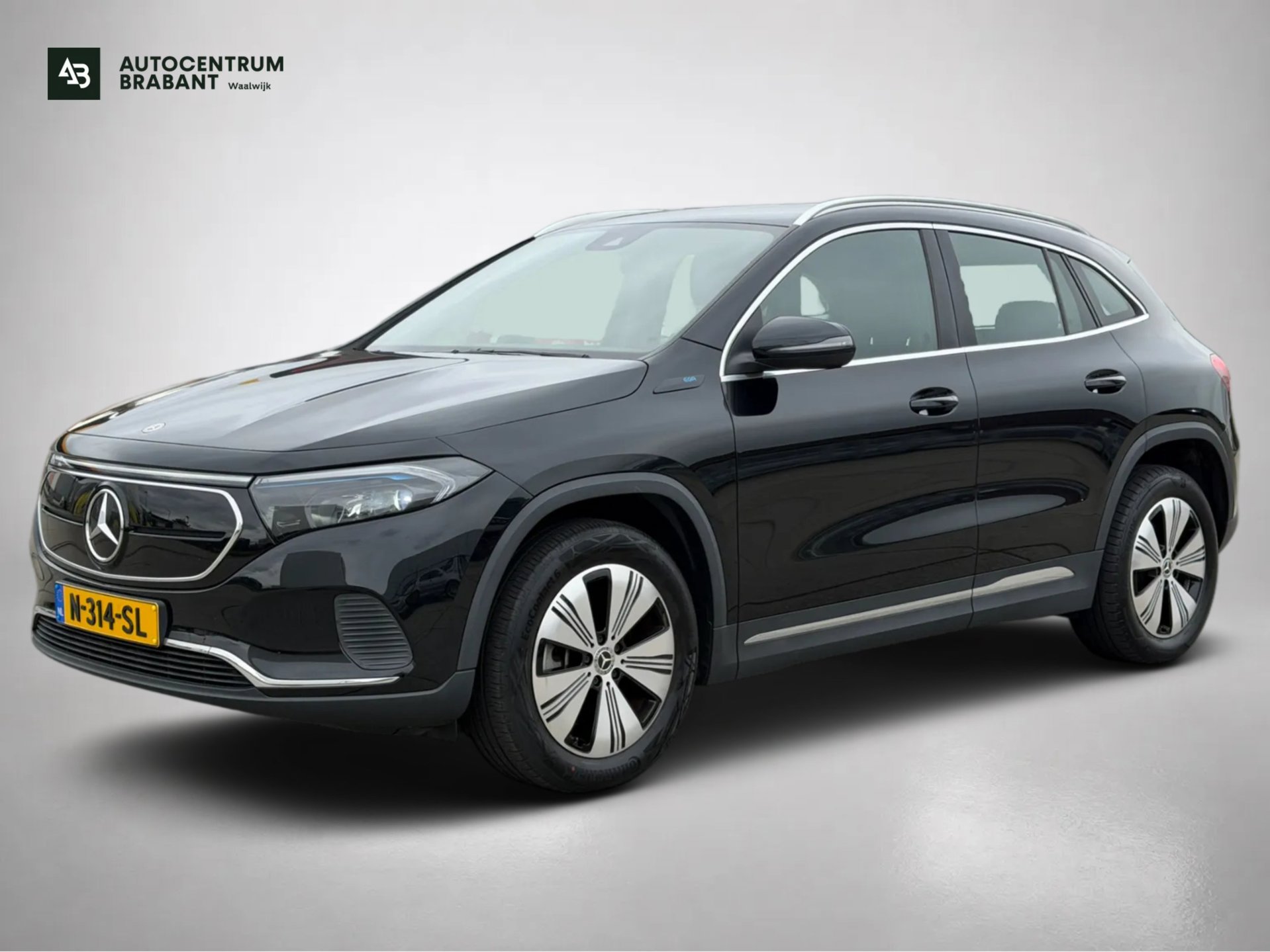 Mercedes-Benz Eqa 250 250 67 kWh  97% SoH (NL-auto, 1e Eig, Dealer OndH, Carplay, SfeerV, Camera, Navi, Cruise Con, Etc) 2021 - voorkant