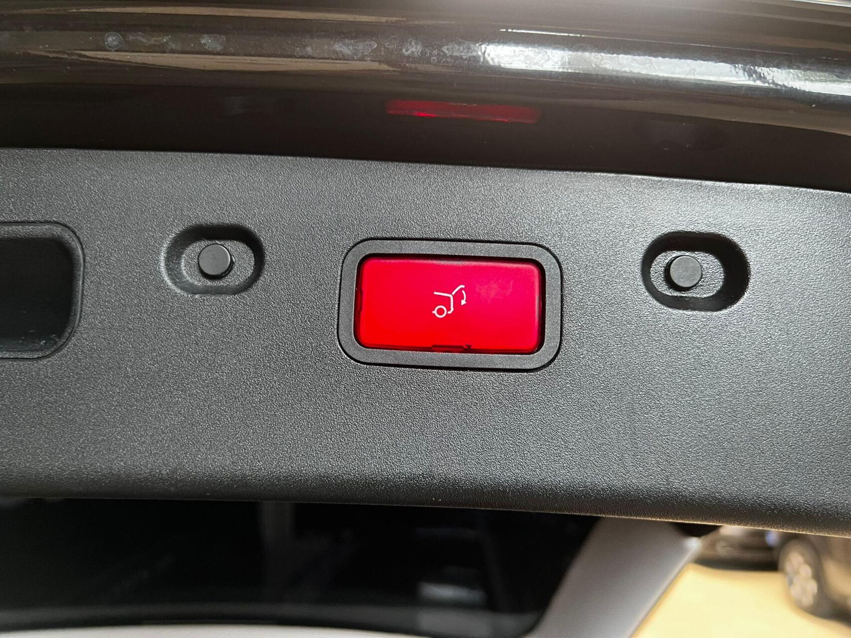 Foto van Mercedes-Benz E 500
