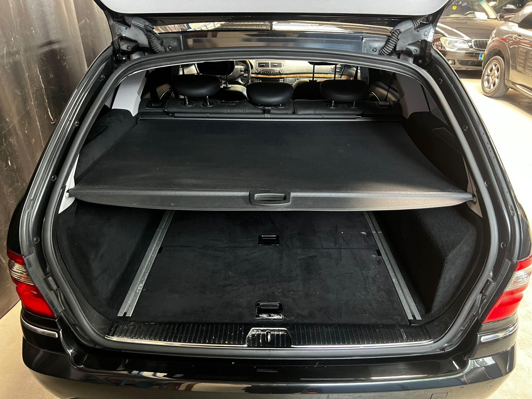 Foto van Mercedes-Benz E 500