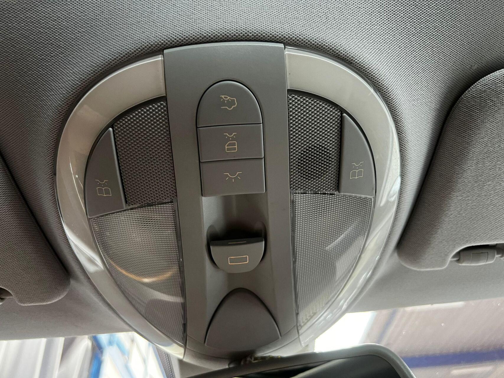 Foto van Mercedes-Benz E 500
