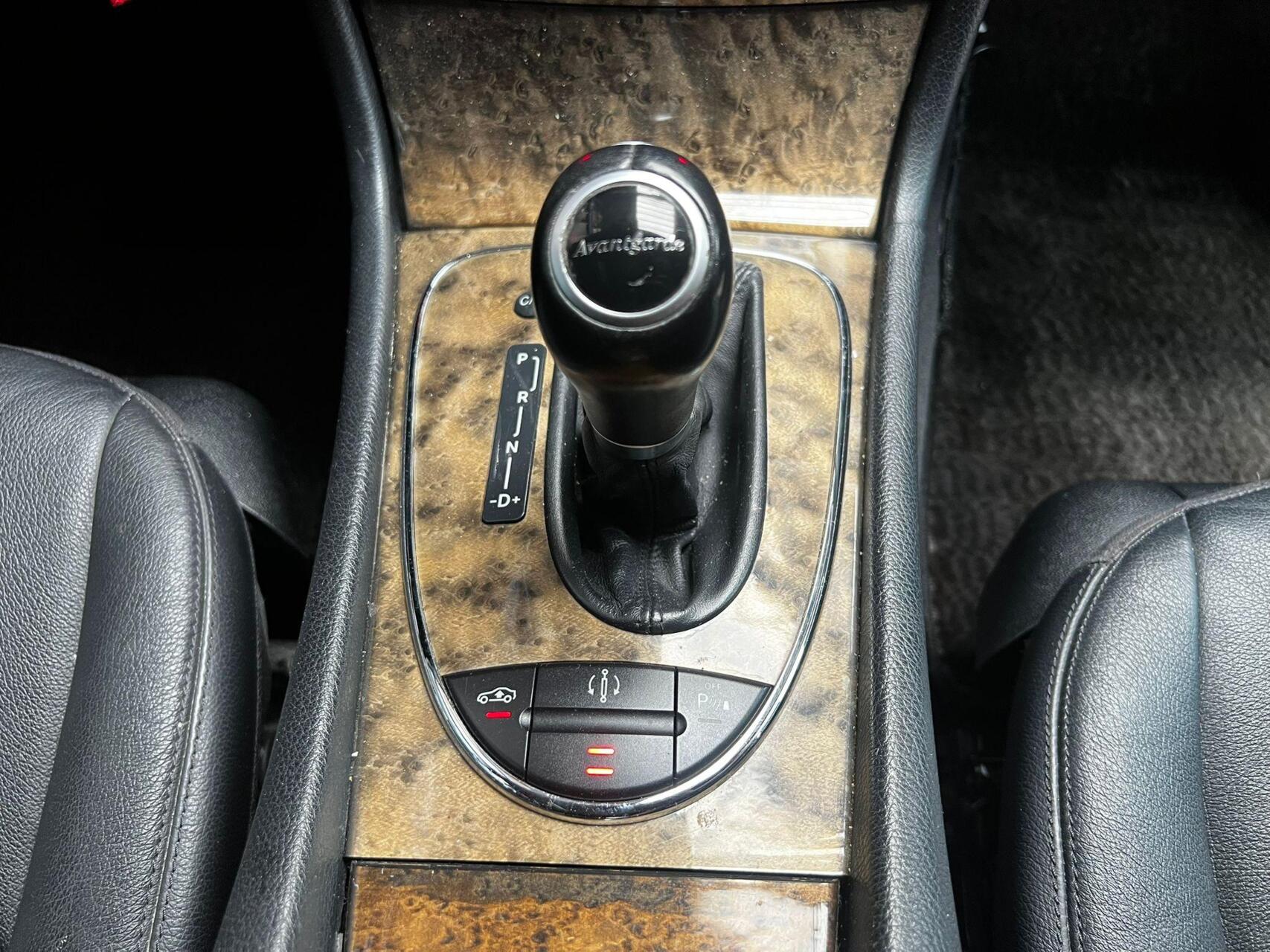 Foto van Mercedes-Benz E 500