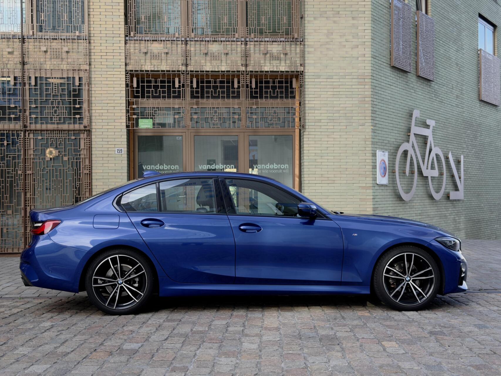 Foto van BMW 318i
