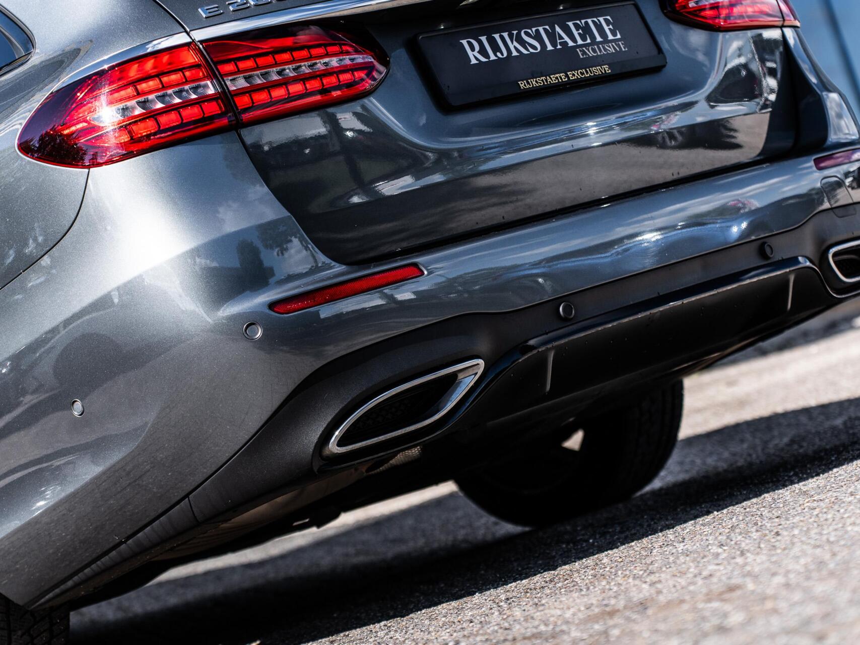 Foto van Mercedes-Benz E 200