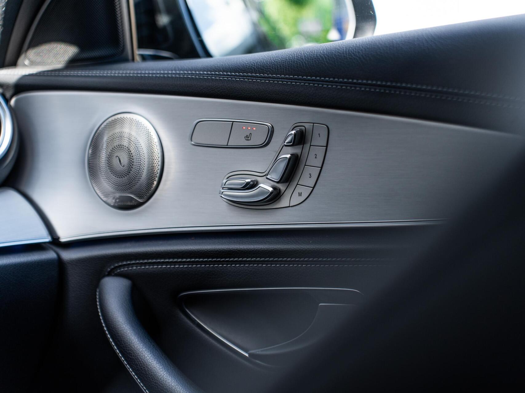 Foto van Mercedes-Benz E 200