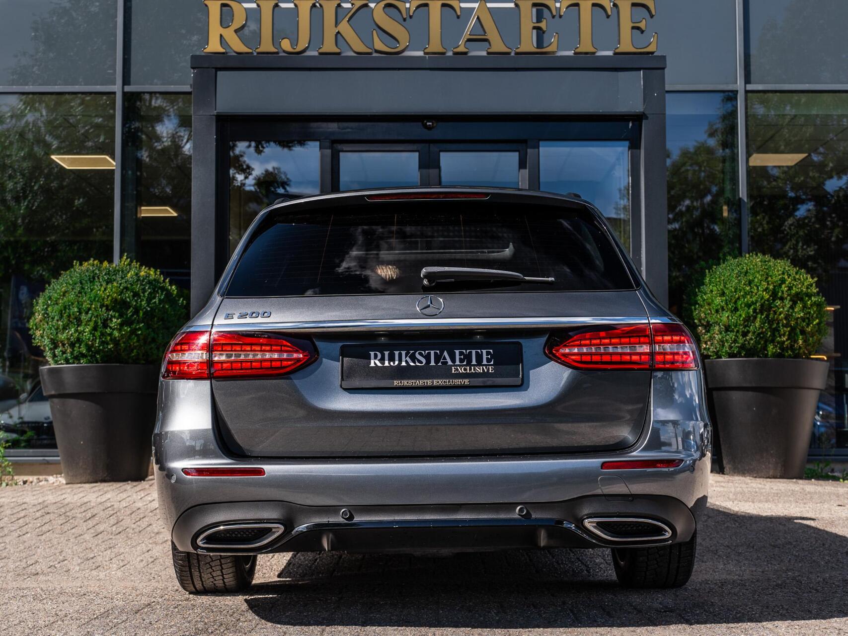 Foto van Mercedes-Benz E 200