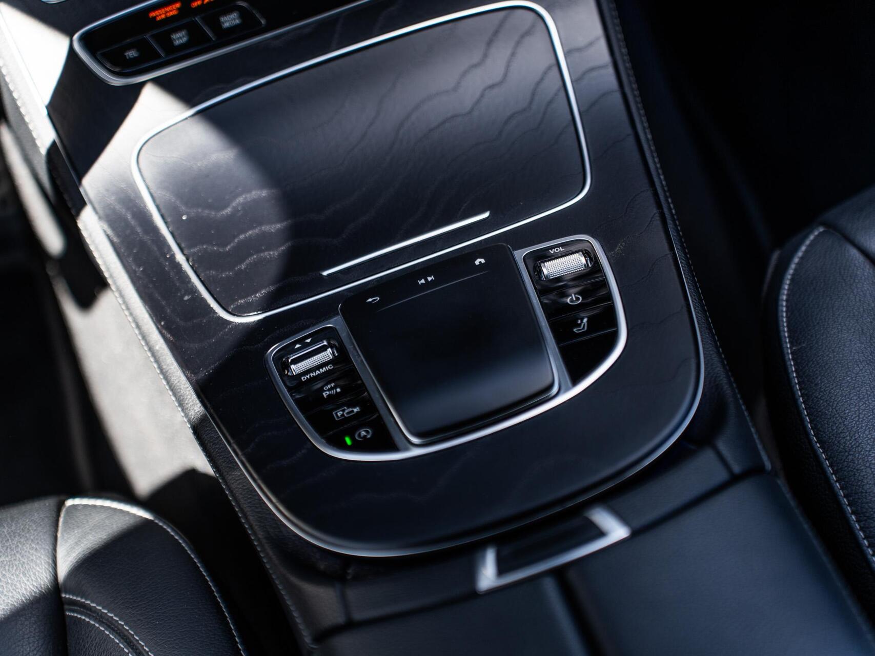 Foto van Mercedes-Benz E 200