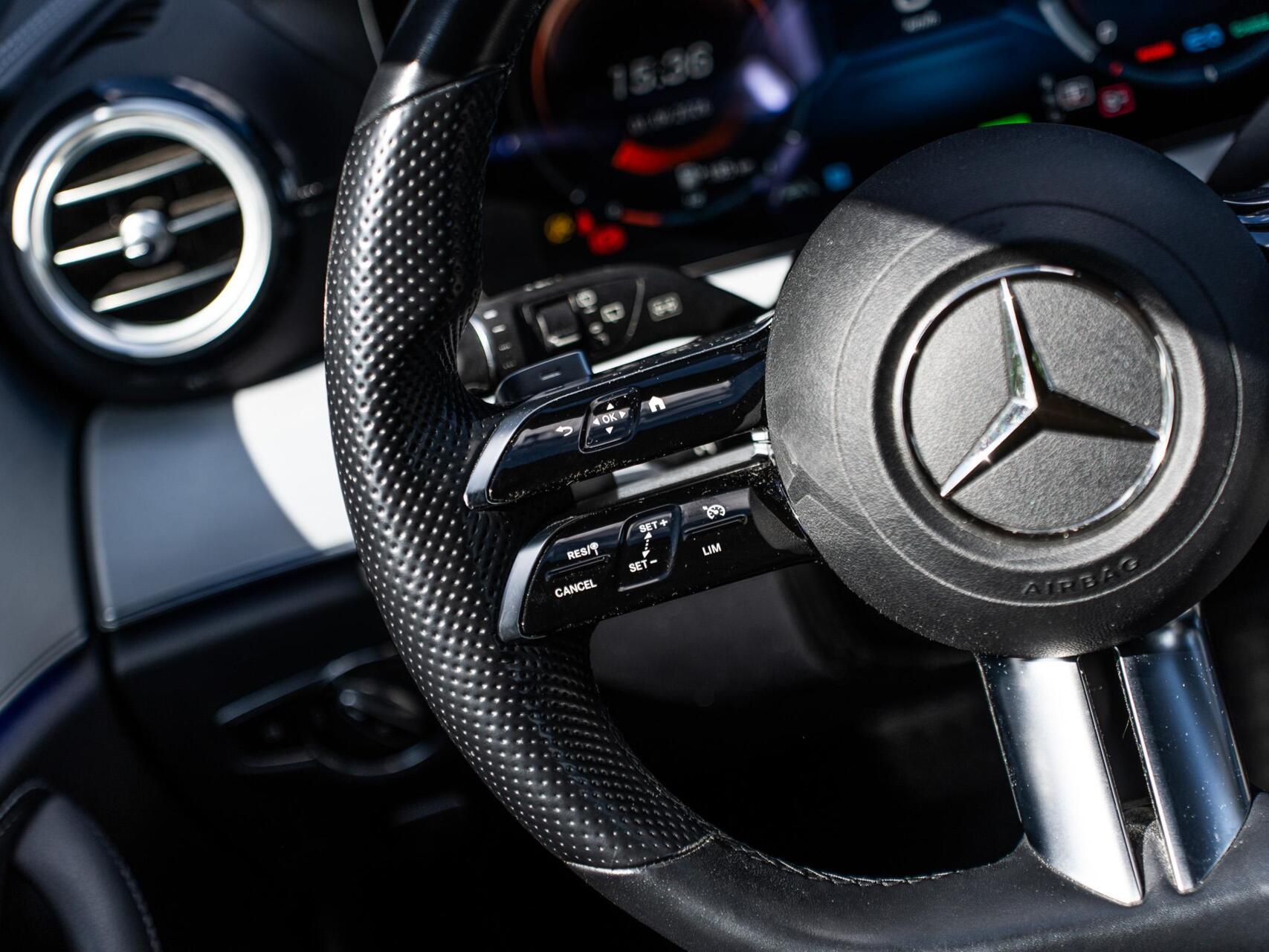 Foto van Mercedes-Benz E 200