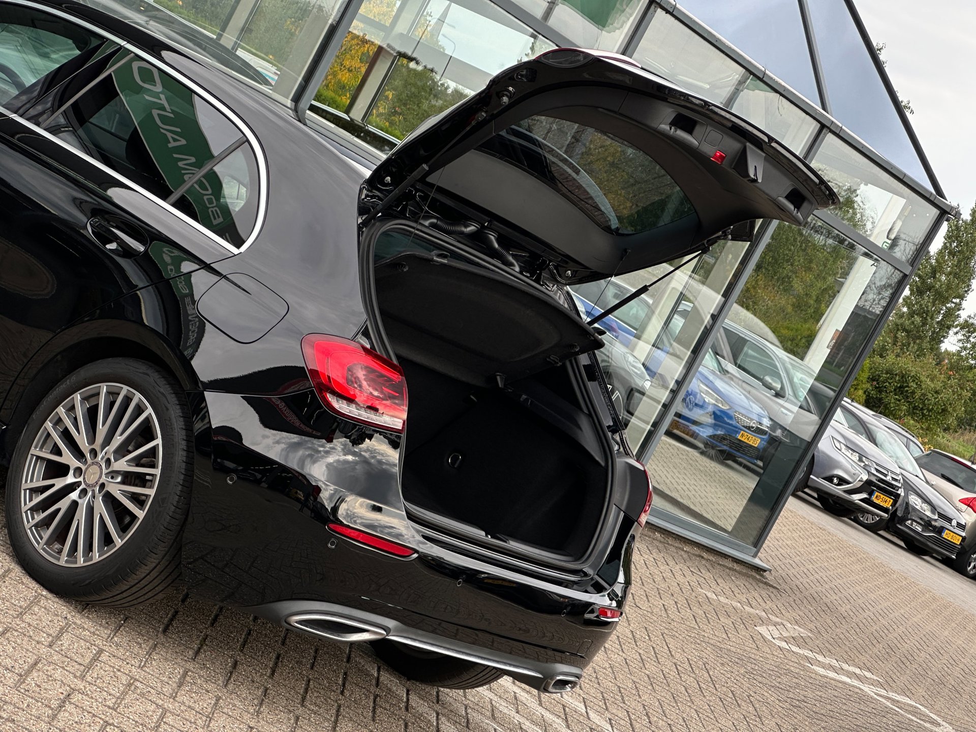 Foto van Mercedes-Benz A 200