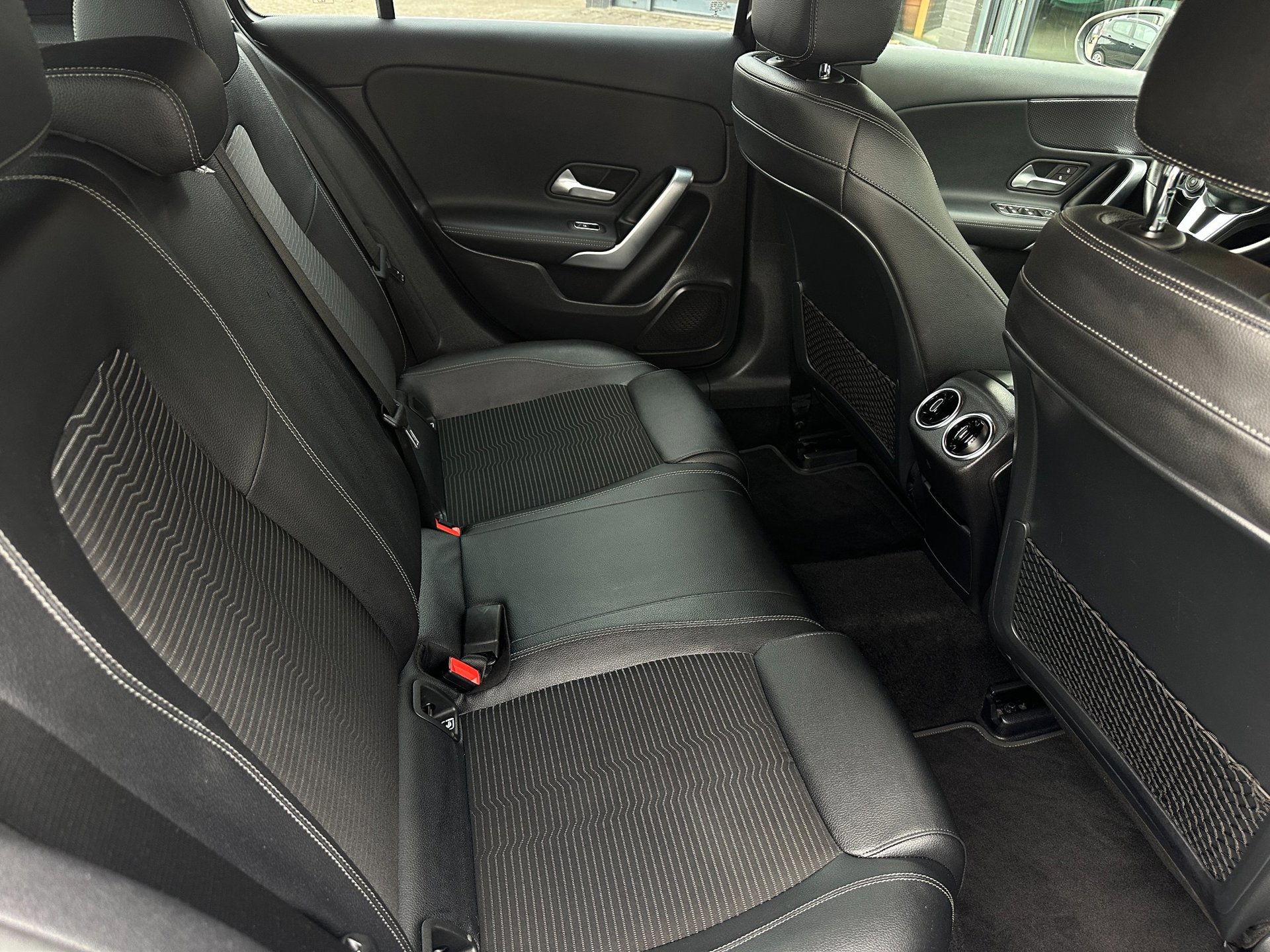 Foto van Mercedes-Benz A 200