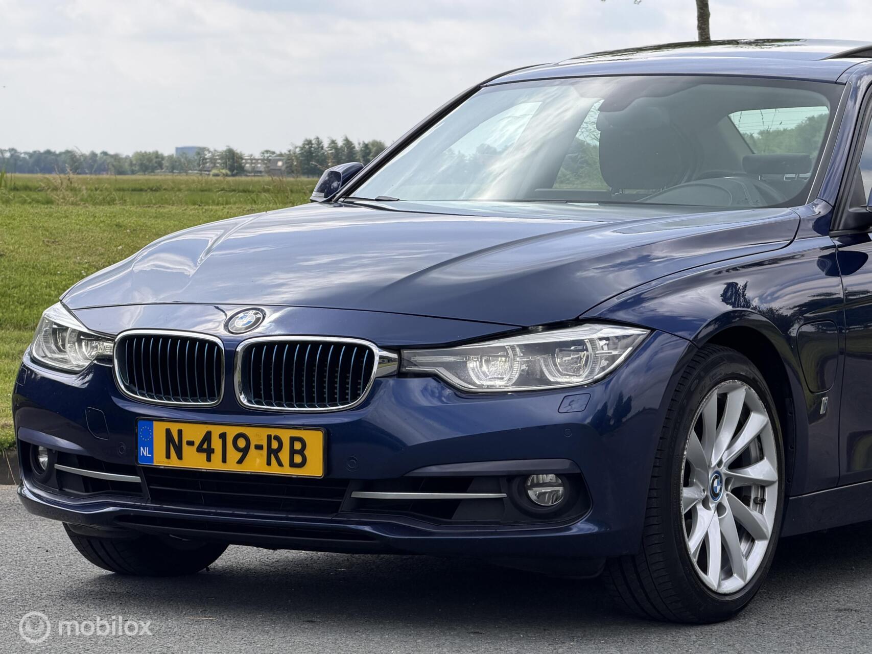 Foto van BMW 330e Iperformance