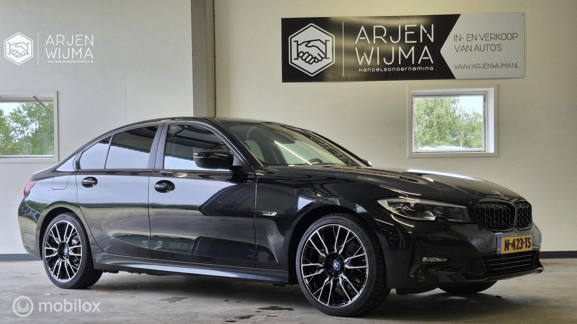 BMW 320e 320e Business Edition Plus|BTW|Laser|Carplay 2022 - voorkant