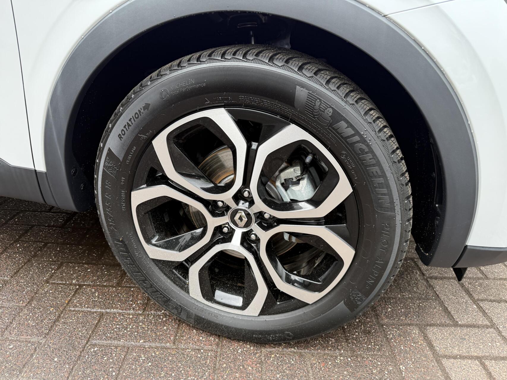 Foto van Renault Arkana E-tech
