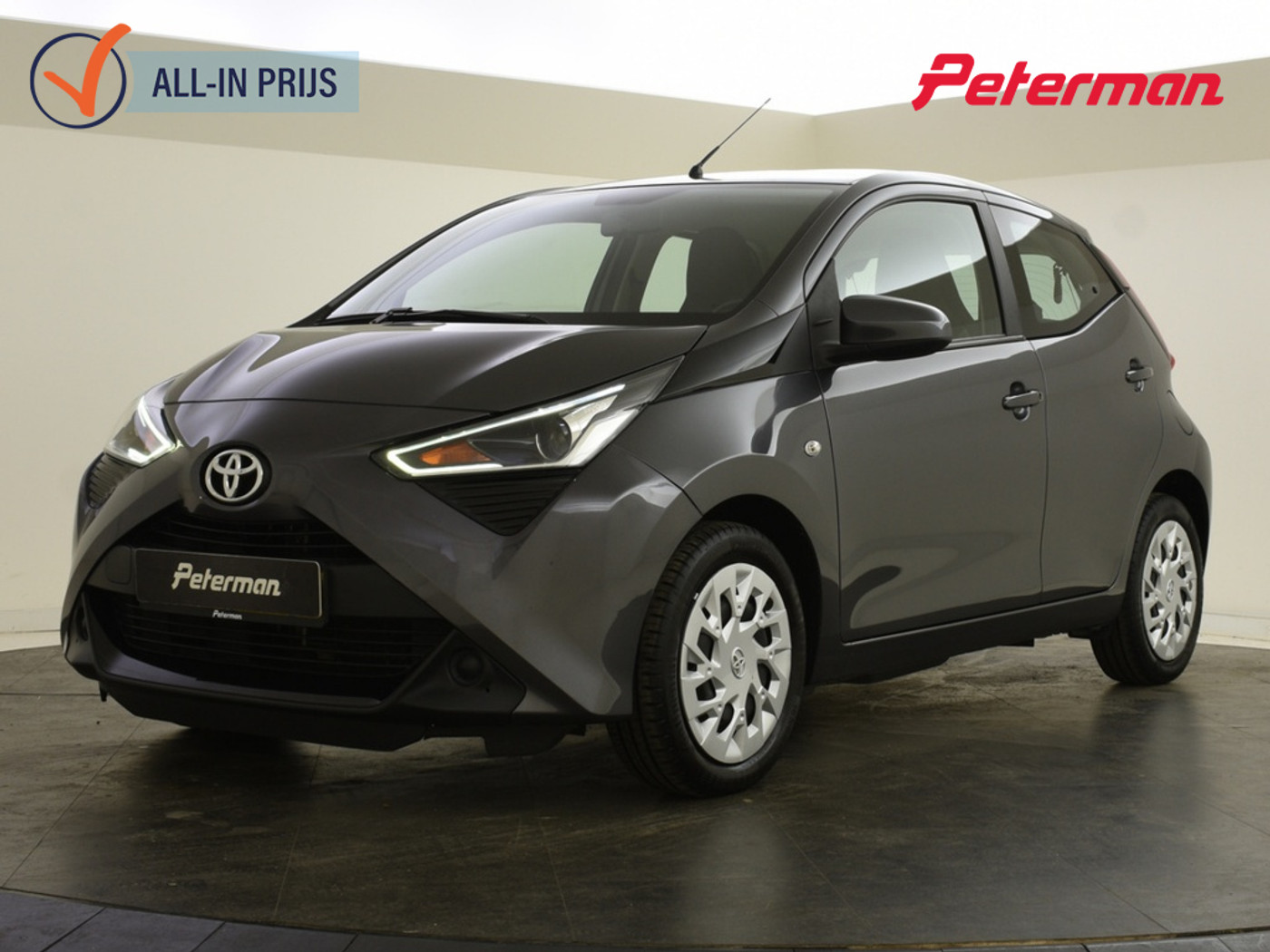 Toyota Toyota Aygo 1.0 VVT-i x-play | Carplay/AndroidAuto | Camera | Airco 2022 - voorkant