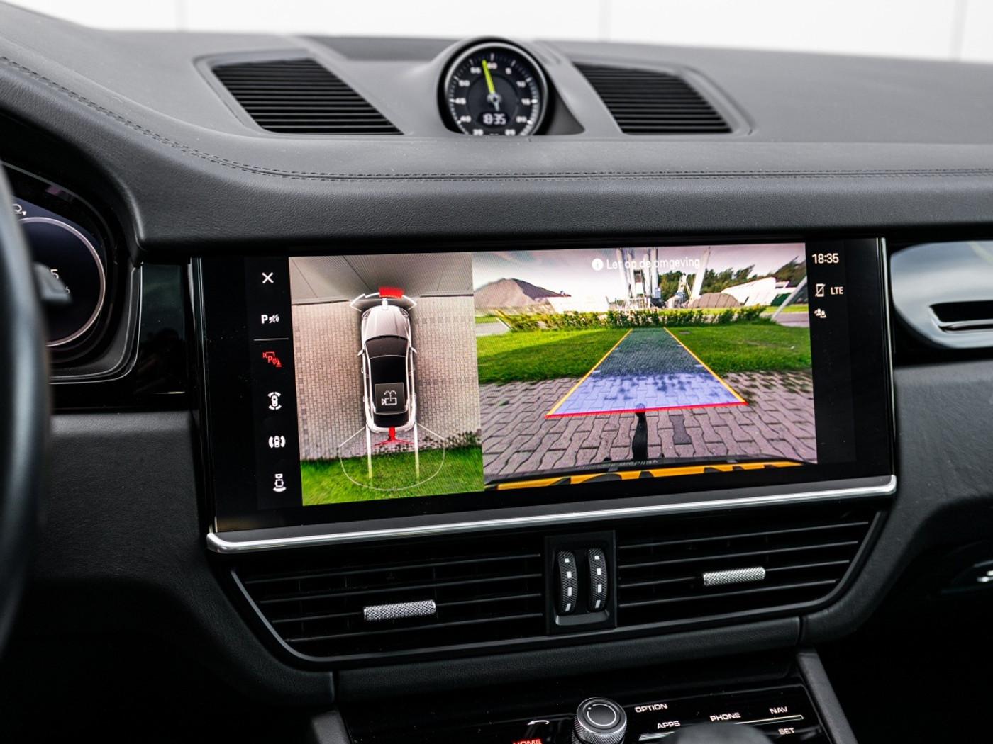 Foto van Porsche Cayenne E-hybrid