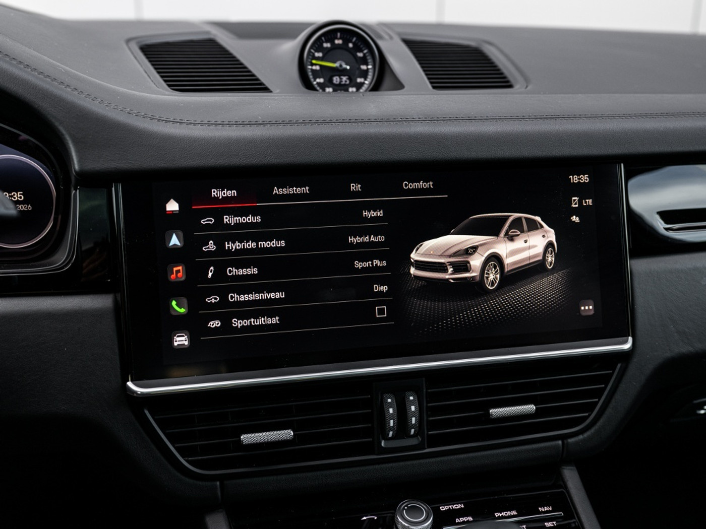 Foto van Porsche Cayenne E-hybrid