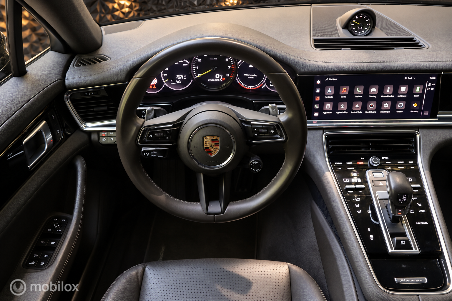 Foto van Porsche Panamera 4 E-hybrid