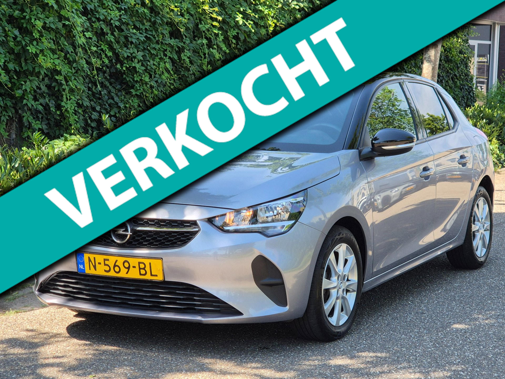 Opel Corsa 1.2 Edition 2021 - voorkant