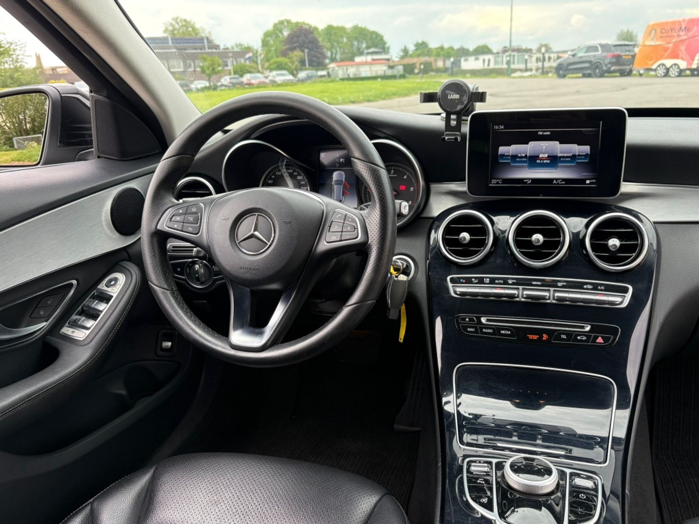 Foto van Mercedes-Benz C 180 D