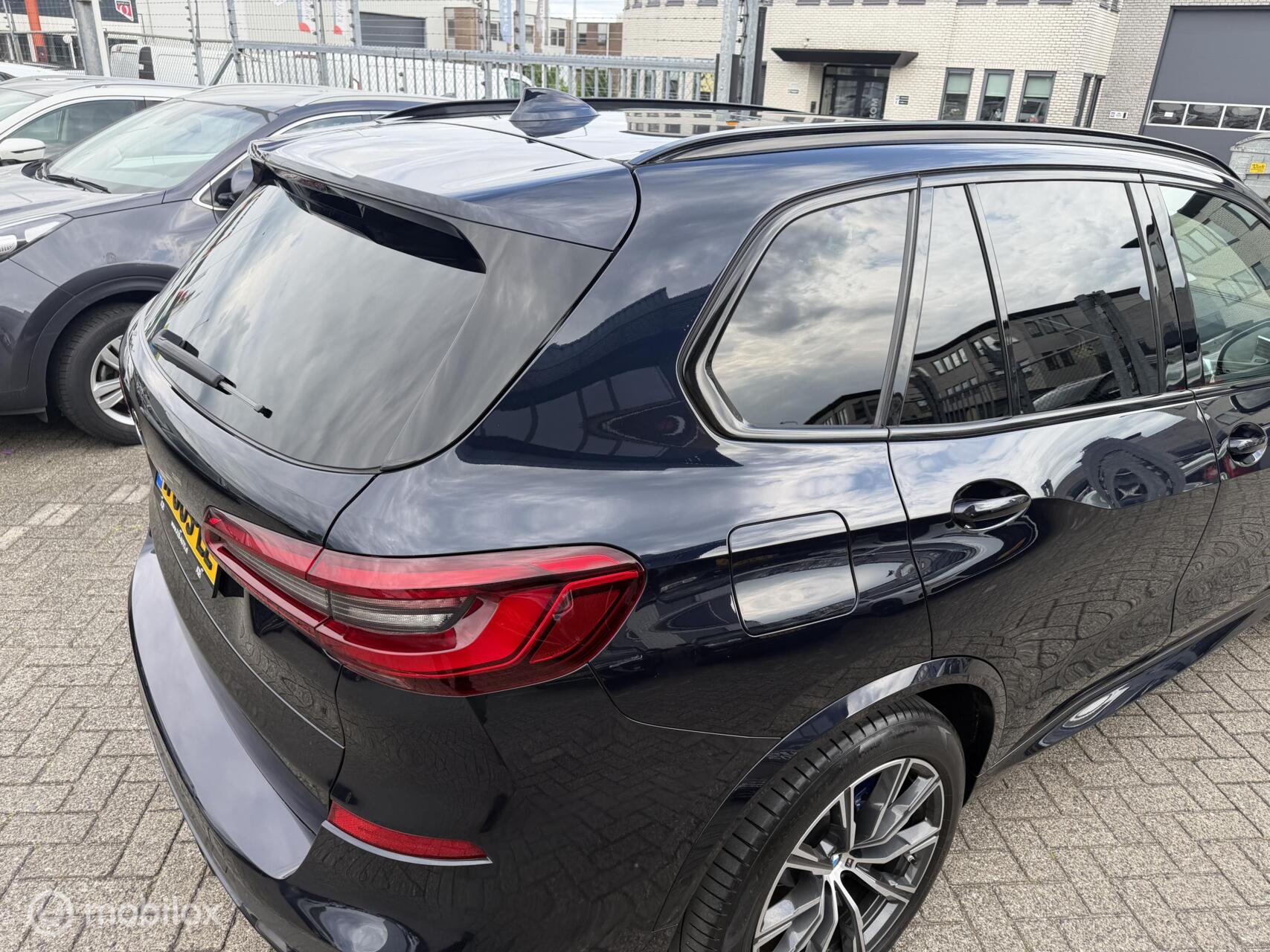 Foto van BMW X5 Xdrive30d