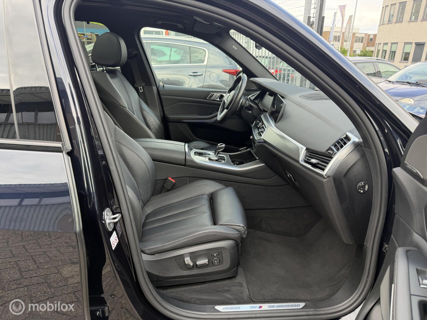 Foto van BMW X5 Xdrive30d
