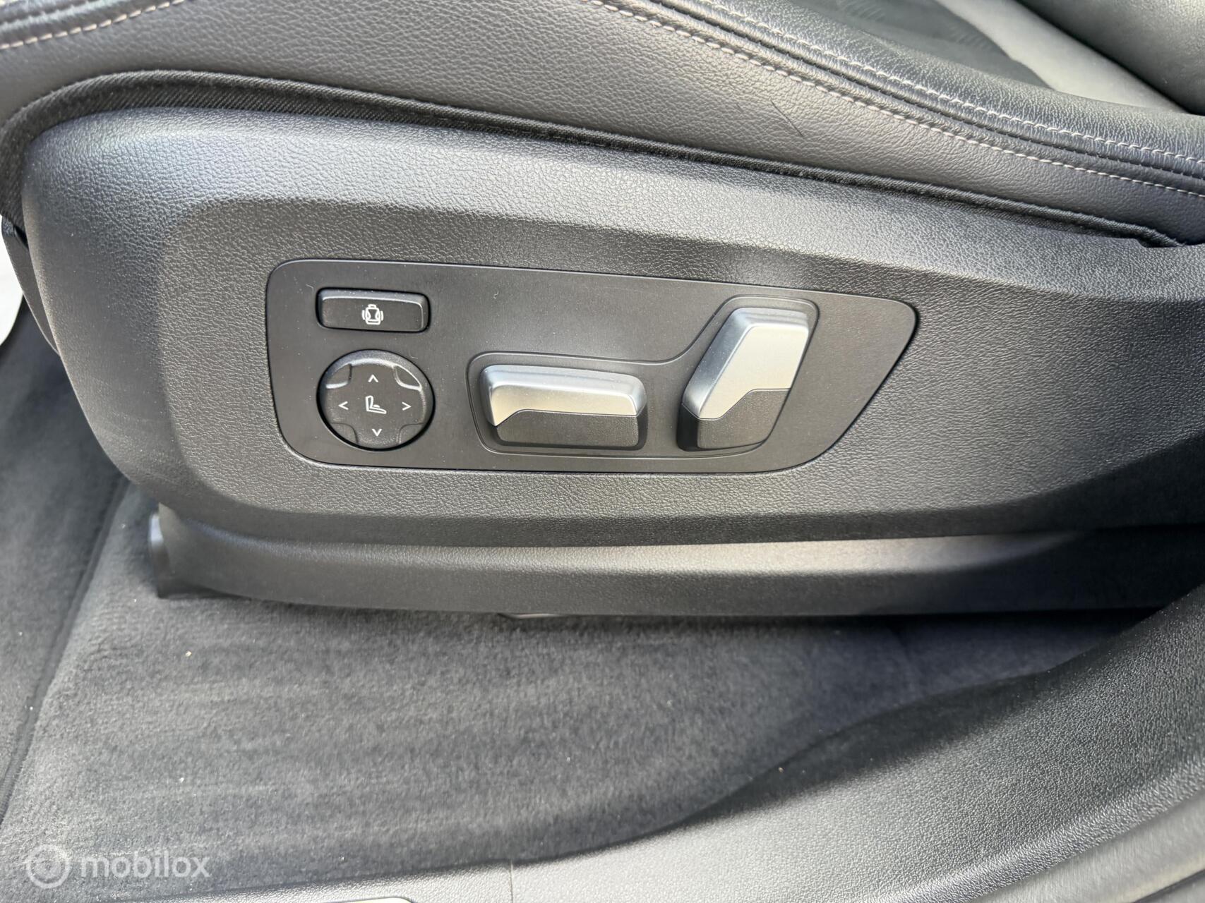 Foto van BMW X5 Xdrive30d