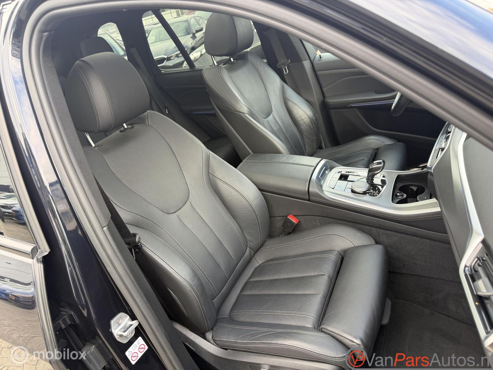 Foto van BMW X5 Xdrive30d