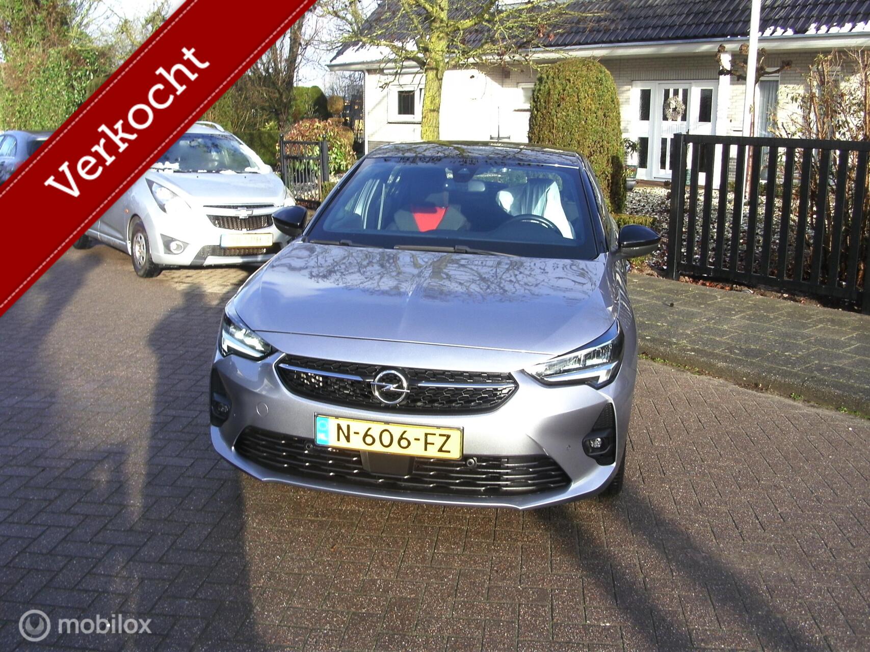 Opel Corsa 1.2 GS Line bj2021 69977 km nap 2021 - voorkant