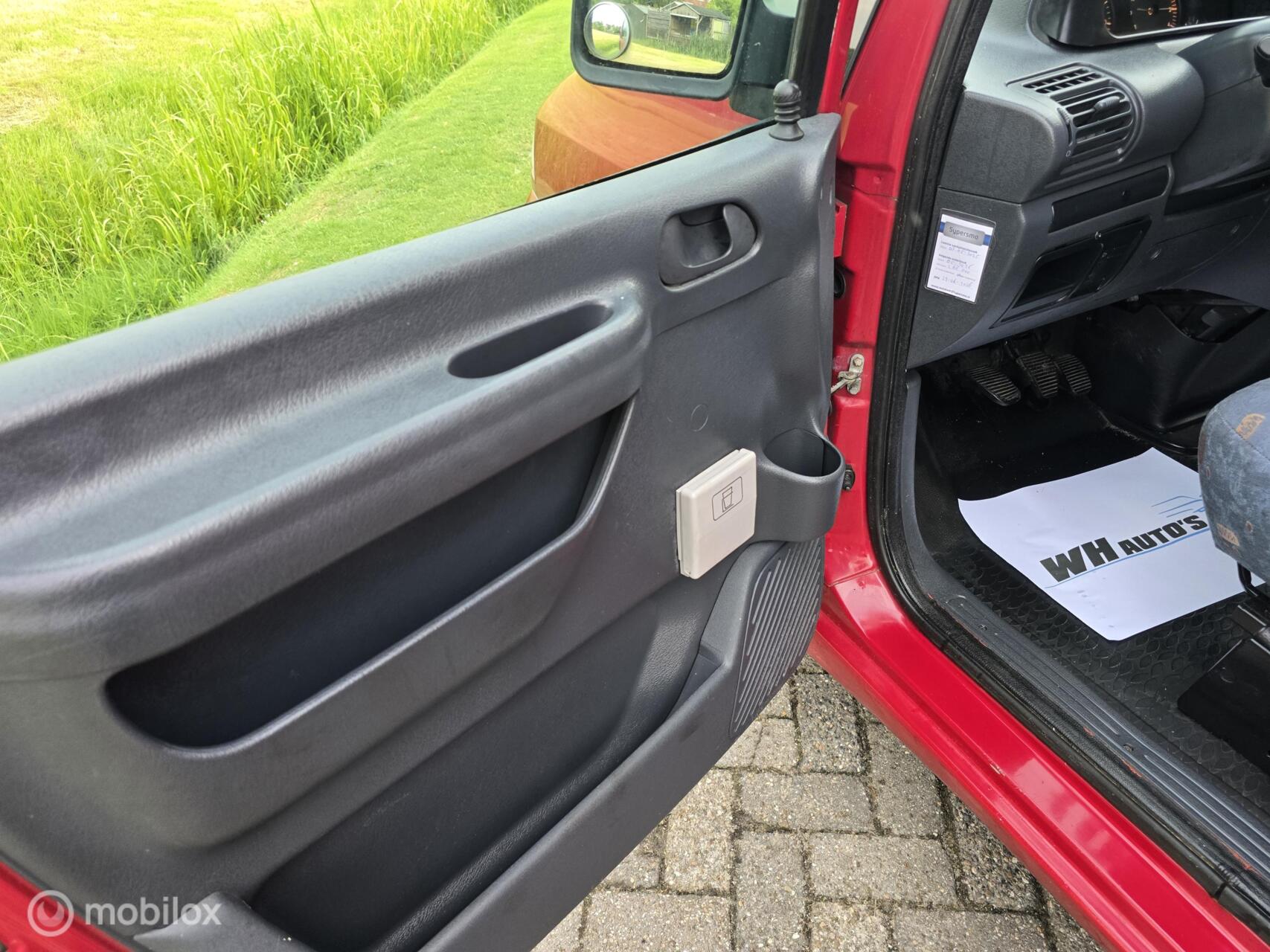 Foto van Peugeot Expert