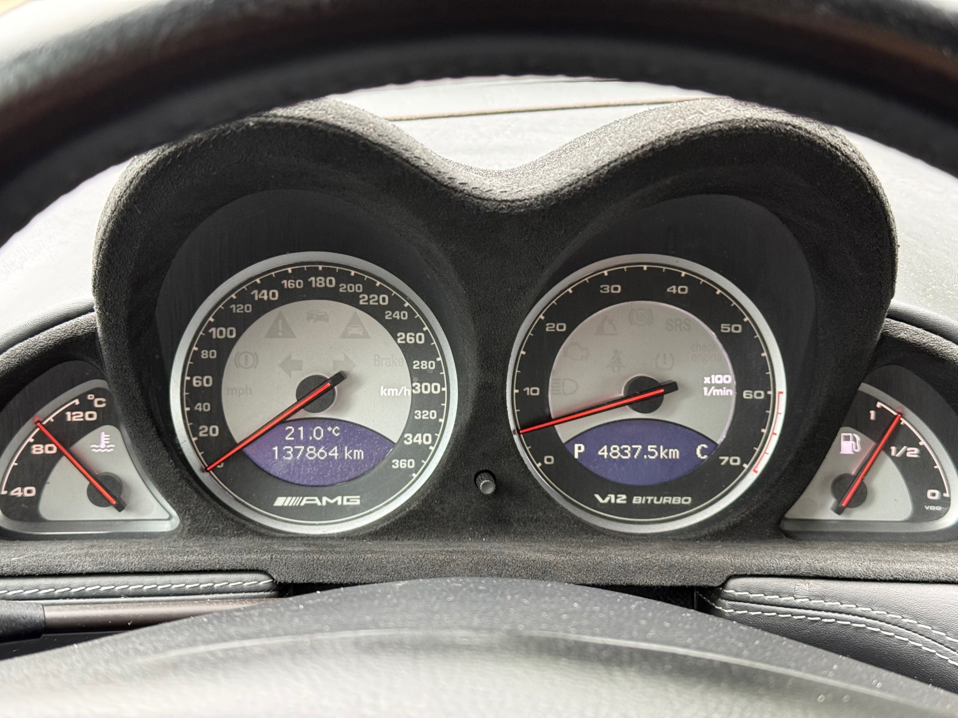 Foto van Mercedes-Benz SL 65 AMG